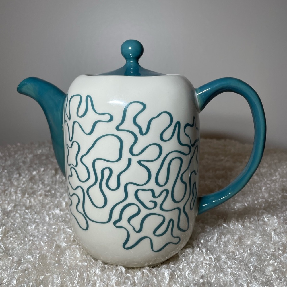 Frida Teapot by XO, Sienna Coral Reef Design Green And Cream With Lid